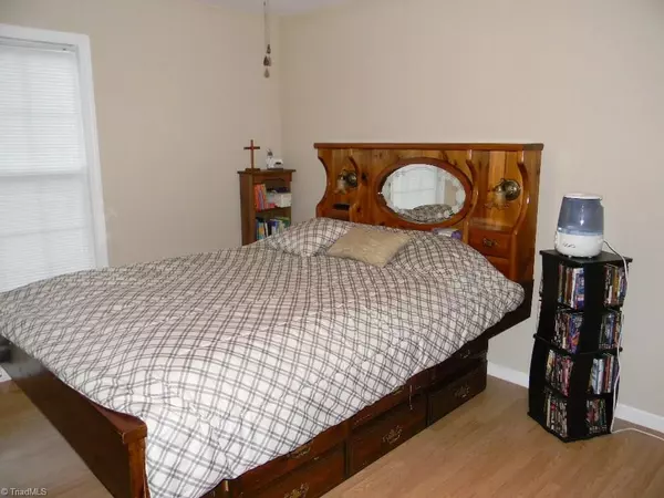 Mayodan, NC 27027,405 5th AVE