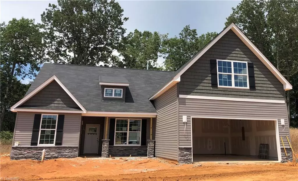 King, NC 27021,116 Ascender DR