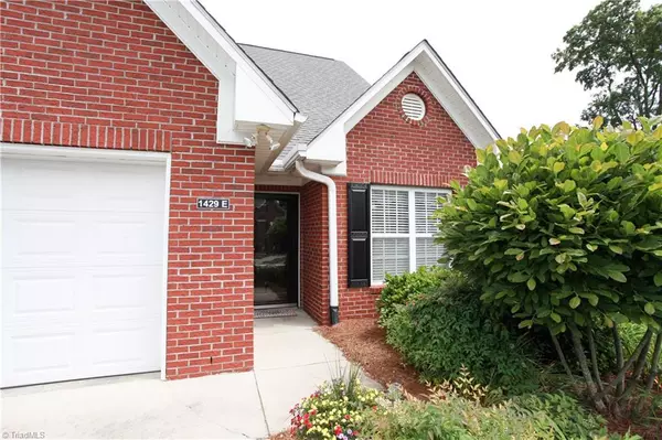 1429 New Garden RD #E, Greensboro, NC 27410
