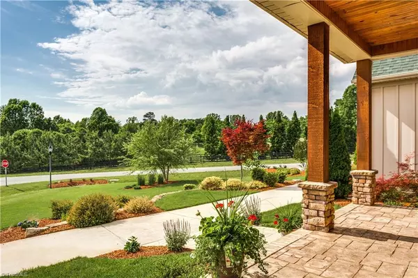 Summerfield, NC 27358,7090 Wyatt DR