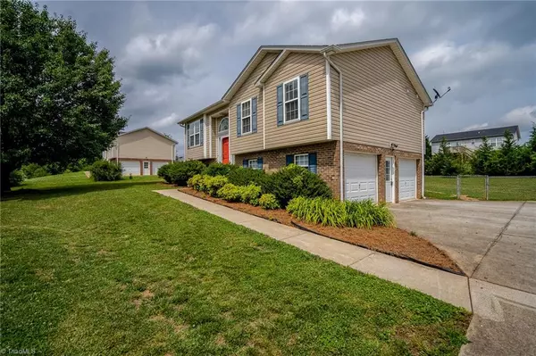 King, NC 27021,133 Lynne AVE