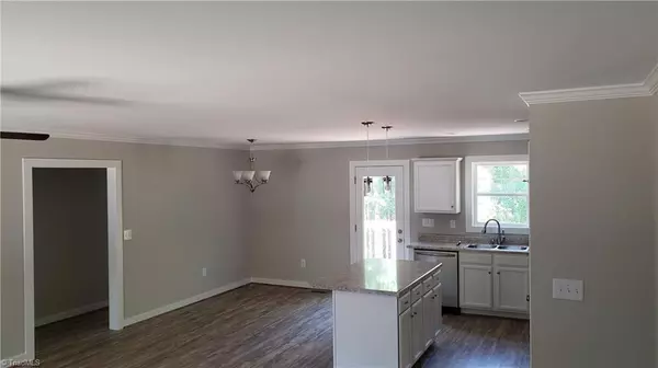 Stoneville, NC 27048,326 Price ST