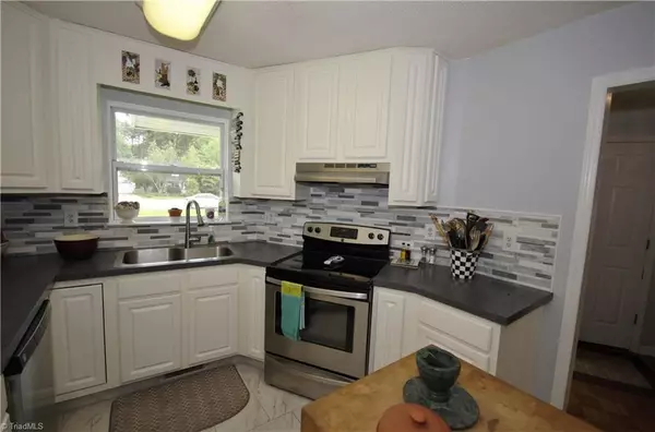 Summerfield, NC 27358,5602 Whispering Pines DR