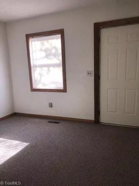 Greensboro, NC 27407,3515 Clymer ST