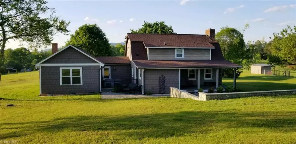 King, NC 27021,2021 Mountain View RD