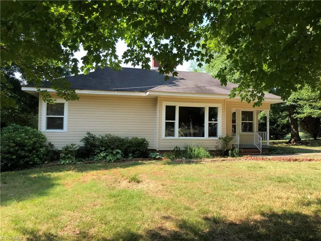 Randleman, NC 27317,306 Swaim ST