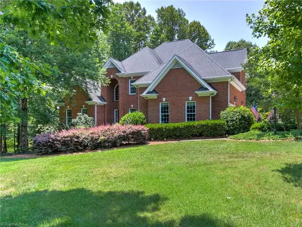 7111 Henson Farm WAY, Summerfield, NC 27358