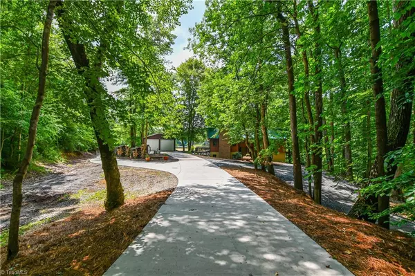 Summerfield, NC 27358,7407 Haw Ridge RD