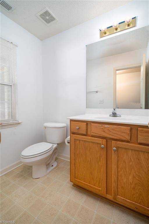 Greensboro, NC 27407,5077 Bartholomews LN