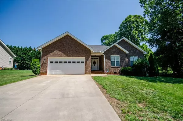 Statesville, NC 28625,3505 Cambridge PL