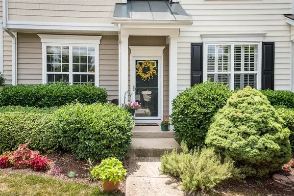 Durham, NC 27713,4 Canary CT