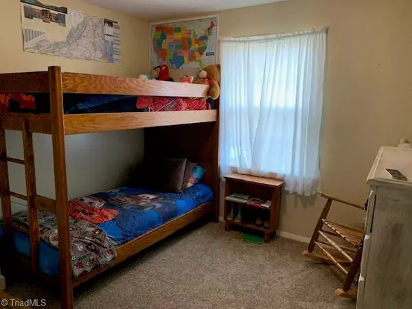 Mocksville, NC 27028,201 Rolling Hills LN