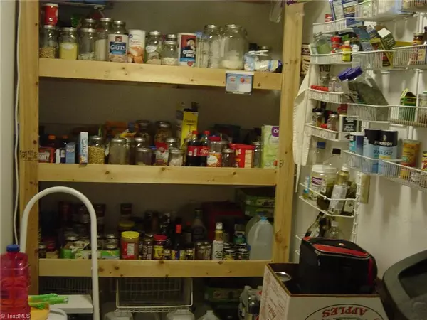 Wilkesboro, NC 28697,6041 NC Highway 268