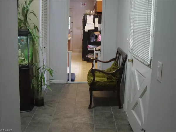 Wilkesboro, NC 28697,6041 NC Highway 268