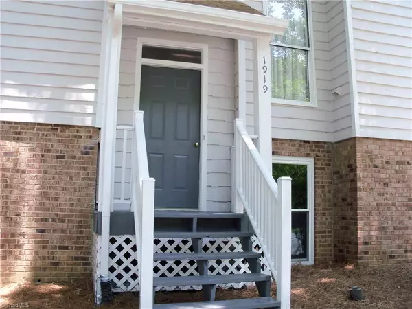 High Point, NC 27265,1919 Boulding AVE