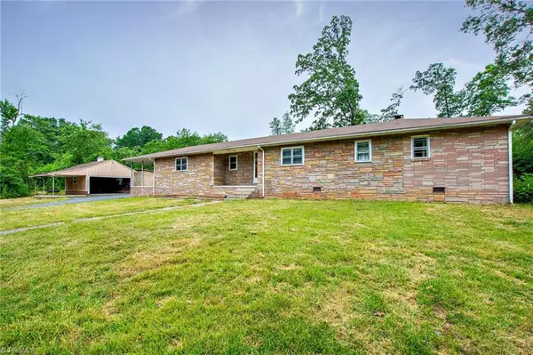 Randleman, NC 27317,4043 Fairway View DR