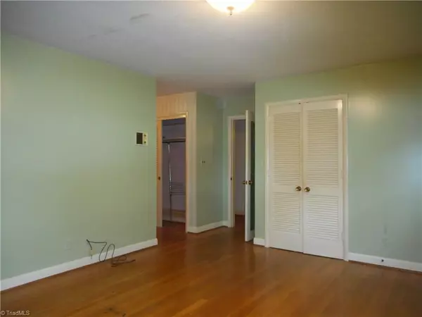 Pfafftown, NC 27040,3601 Grandview Club RD