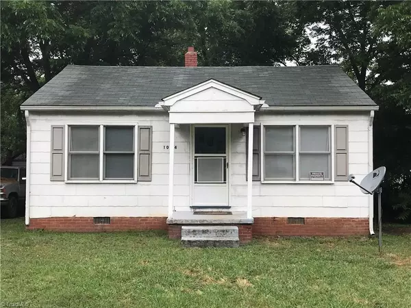 1004 Adams ST, High Point, NC 27262