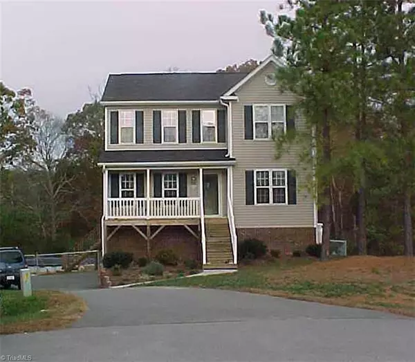 206 W Whispering Pines LN, Linwood, NC 27299