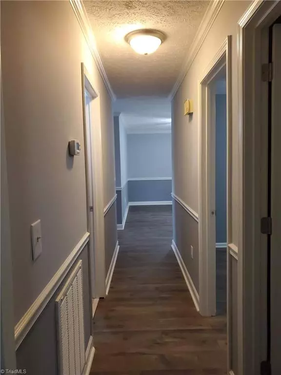 King, NC 27021,109 Maple Ridge DR