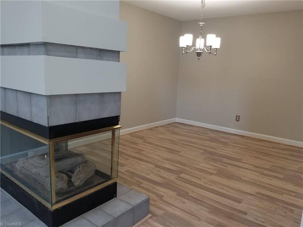 Greensboro, NC 27407,29 Cedar Knoll DR