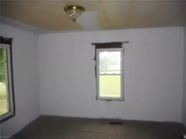 Stoneville, NC 27048,198 Brandy RD