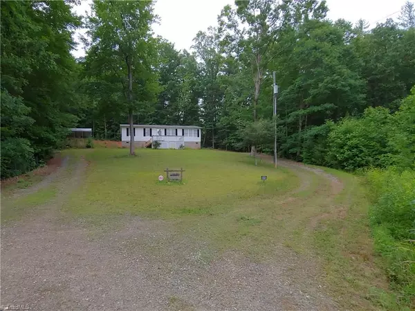 Millers Creek, NC 28651,418 Holly Acres DR