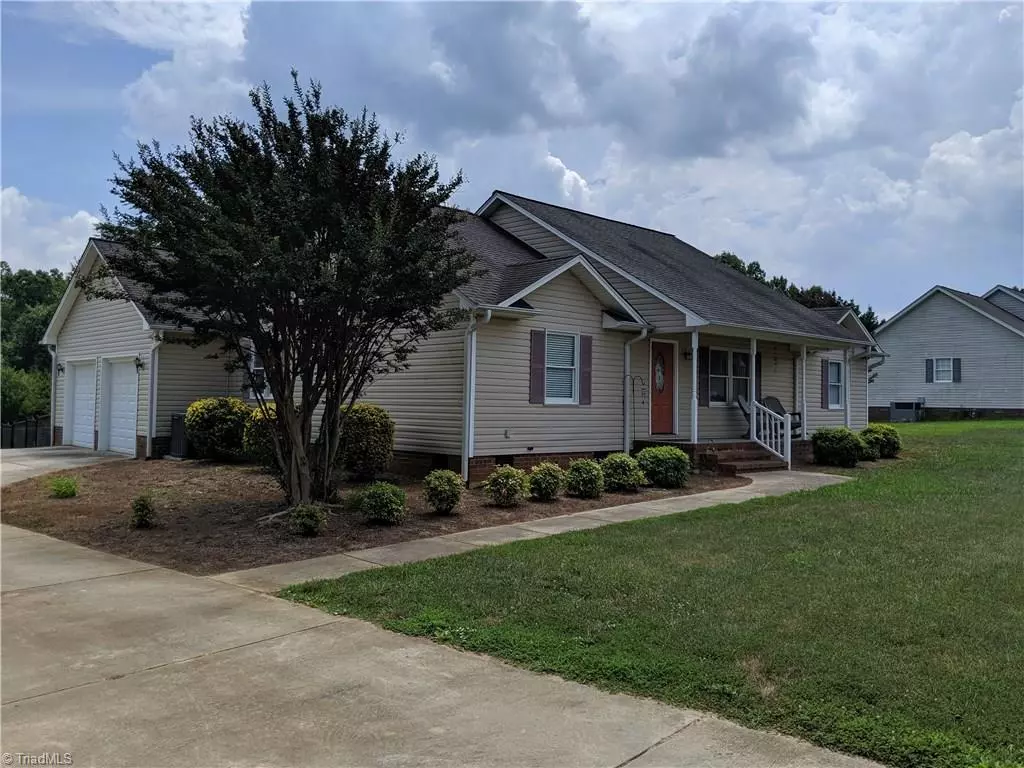 Summerfield, NC 27358,101 Cheshire DR