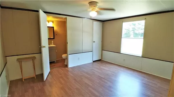 Stoneville, NC 27048,165 Belton RD