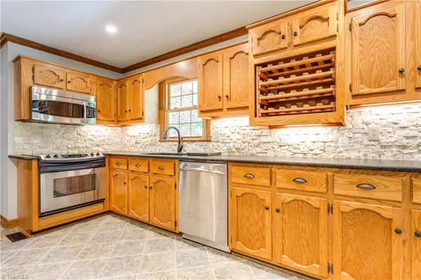 Pleasant Garden, NC 27313,2106 Jareds Pond RD