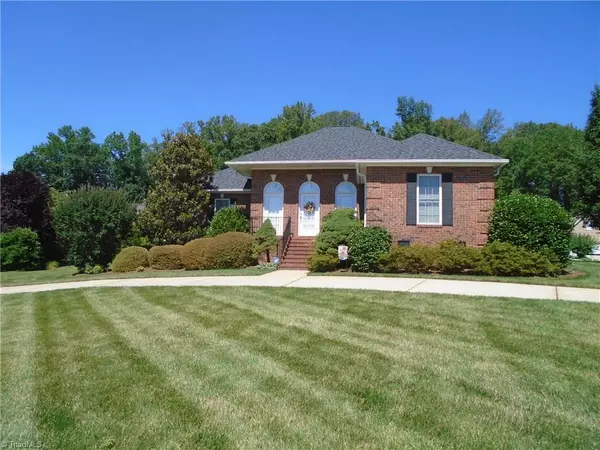 201 Pine Hill CT, Reidsville, NC 27320