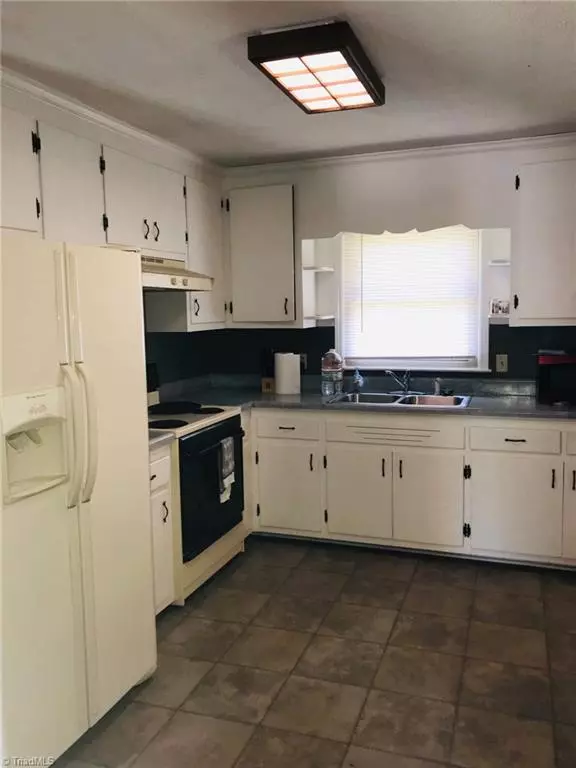 Ramseur, NC 27316,413 Kimrey ST