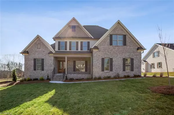 2772 Bartlett LN, Clemmons, NC 27012