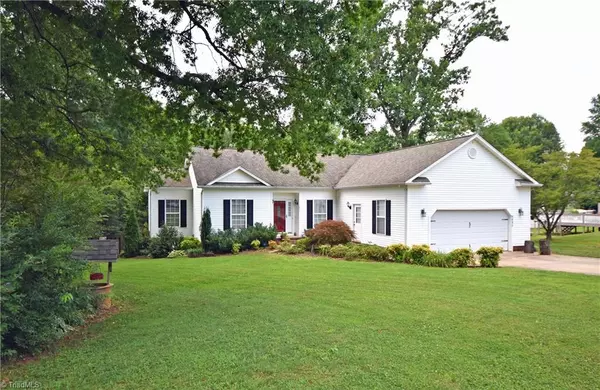 6850 Pilot View ST, Rural Hall, NC 27045