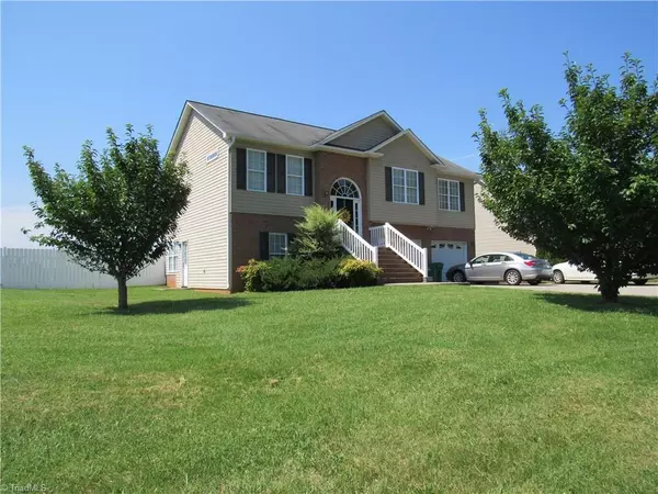 King, NC 27021,536 Spainhour RD