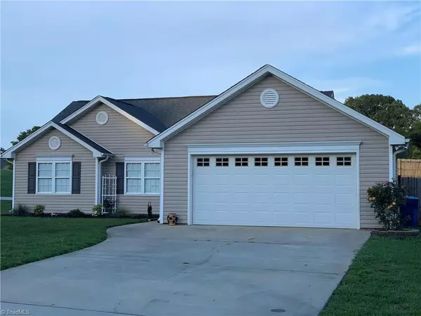 259 Summit DR, Mocksville, NC 27028