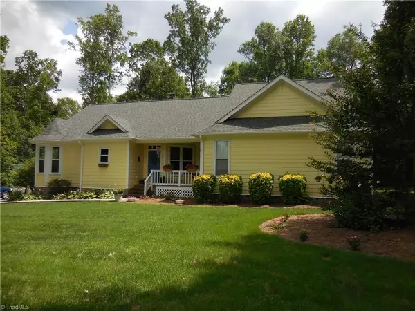 Summerfield, NC 27358,201 Hunters Glen DR