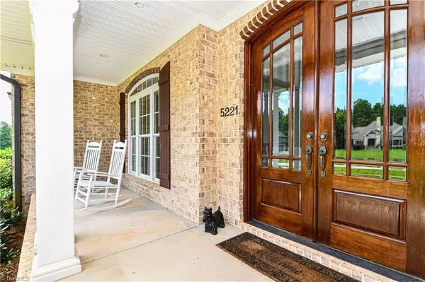 Oak Ridge, NC 27310,5221 Harley Stafford DR