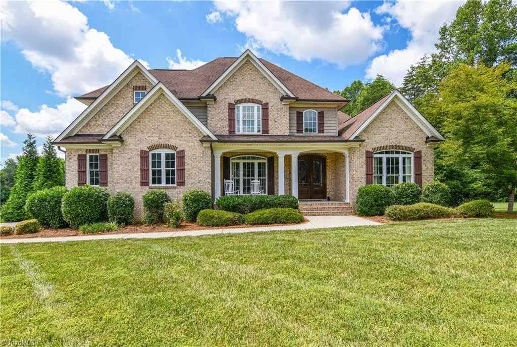 Oak Ridge, NC 27310,5221 Harley Stafford DR