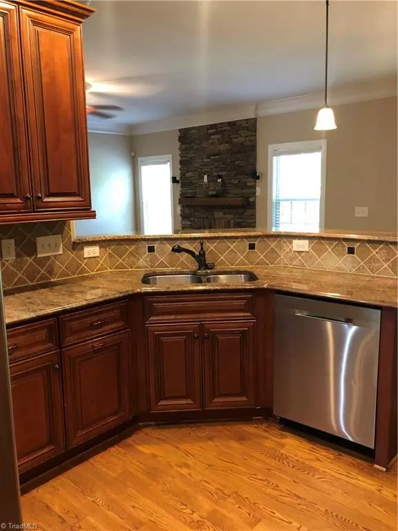 King, NC 27021,124 Mountain Shadow LN