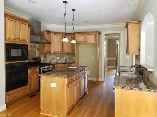 Summerfield, NC 27358,8245 William Wallace DR