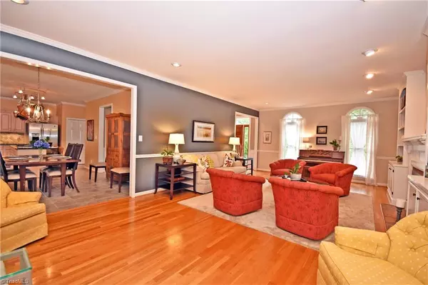 Winston Salem, NC 27106,3561 Summerfield LN