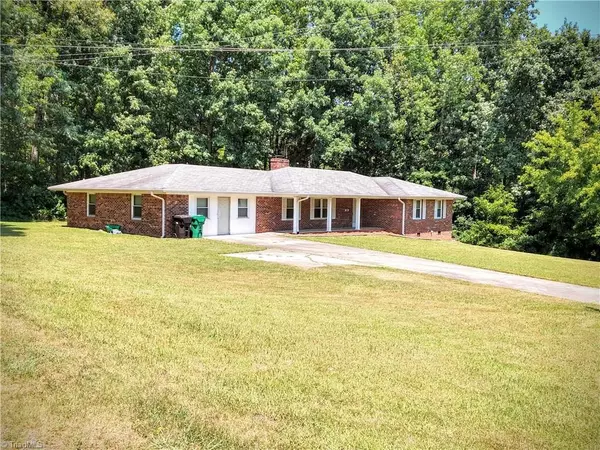 High Point, NC 27263,1123 E Springfield RD