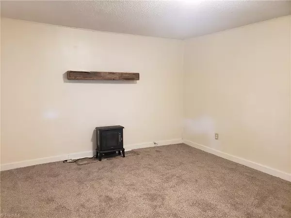 Ramseur, NC 27316,4391 Moffitt Mill RD