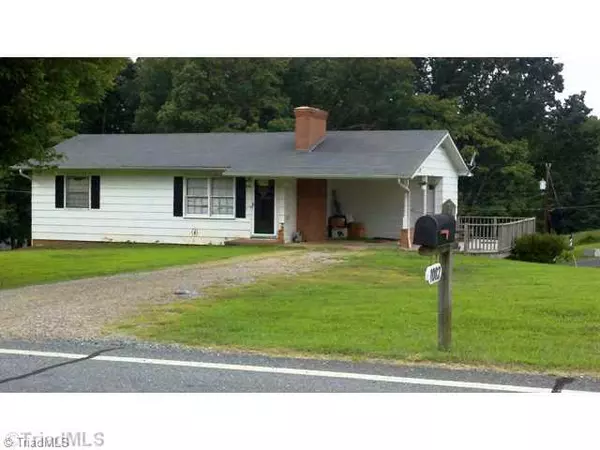 1082 Delta Church RD, Sandy Ridge, NC 27046