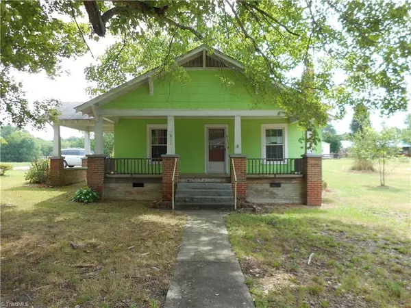 511 Columbia AVE, Ramseur, NC 27316