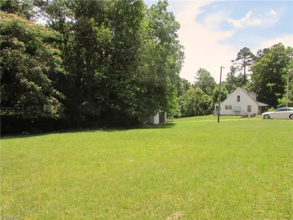 Jamestown, NC 27282,3408/3412 Dillon RD