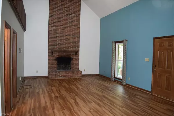 Summerfield, NC 27358,7637 Deboe RD