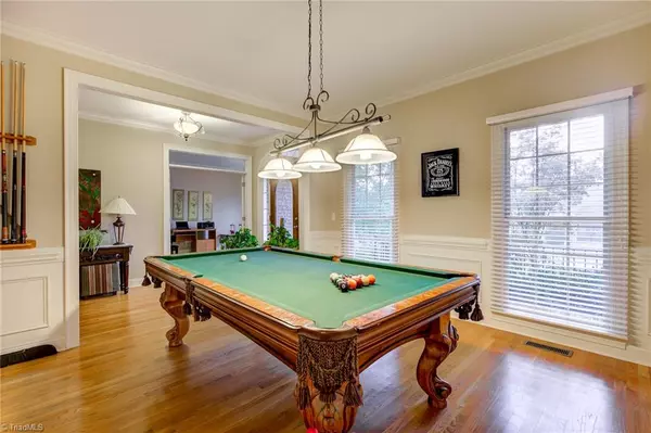 Oak Ridge, NC 27310,8707 Bromfield RD