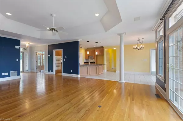 High Point, NC 27262,2818 Churchill CT